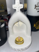 Load image into Gallery viewer, Greek key 3d pattern mini altar