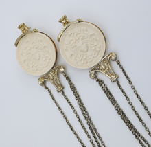 Load image into Gallery viewer, Long medusa earrings Jewellery