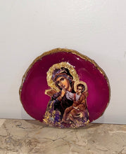 Load image into Gallery viewer, Natural agate stone Mother Mary religious icon