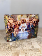 Load image into Gallery viewer, Free standing Natural Timber Last supper religious icon